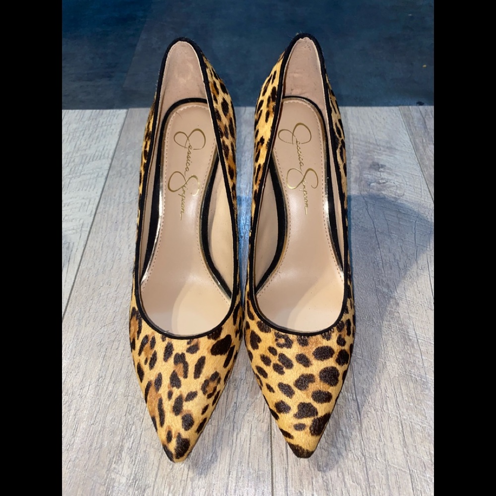 BRAND NEW NEVER WORN Jessica Simpson Leopard heels